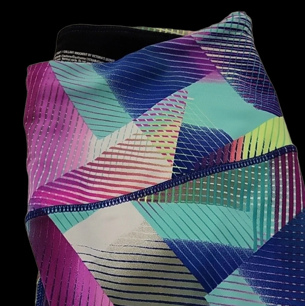 Victoria's Secret Sport Leggings - Picture 2 of 4